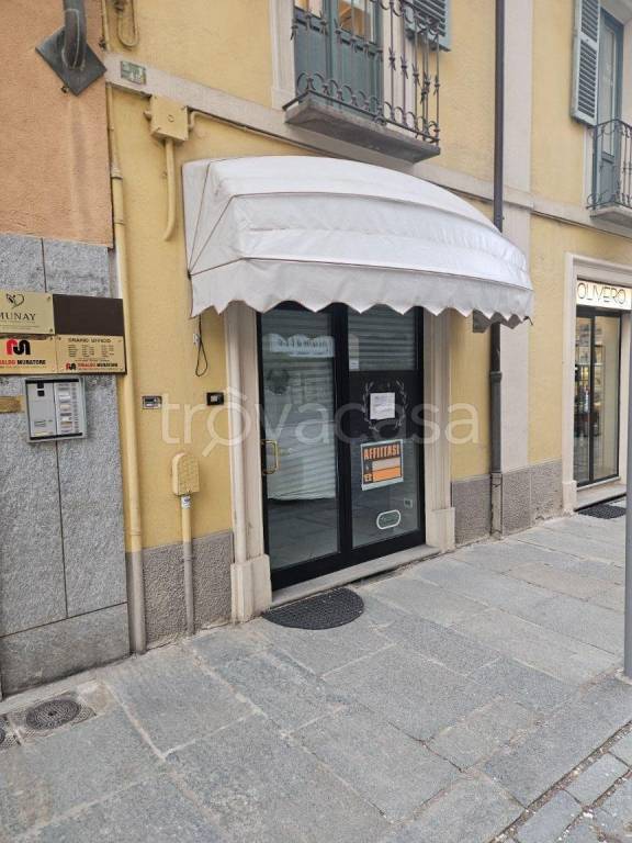negozio in affitto a Cuneo