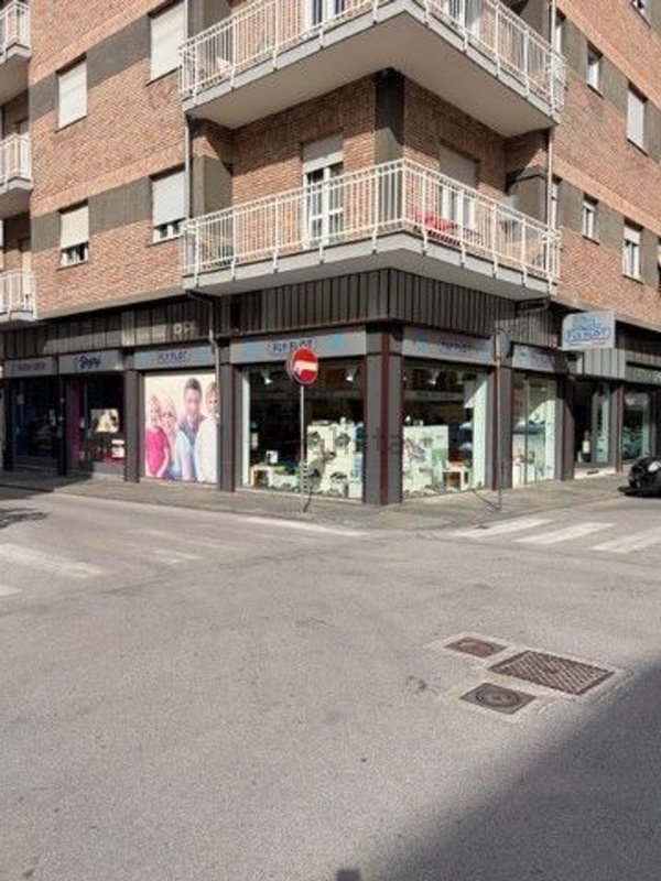 locale commerciale in affitto a Cuneo in zona Centro Città