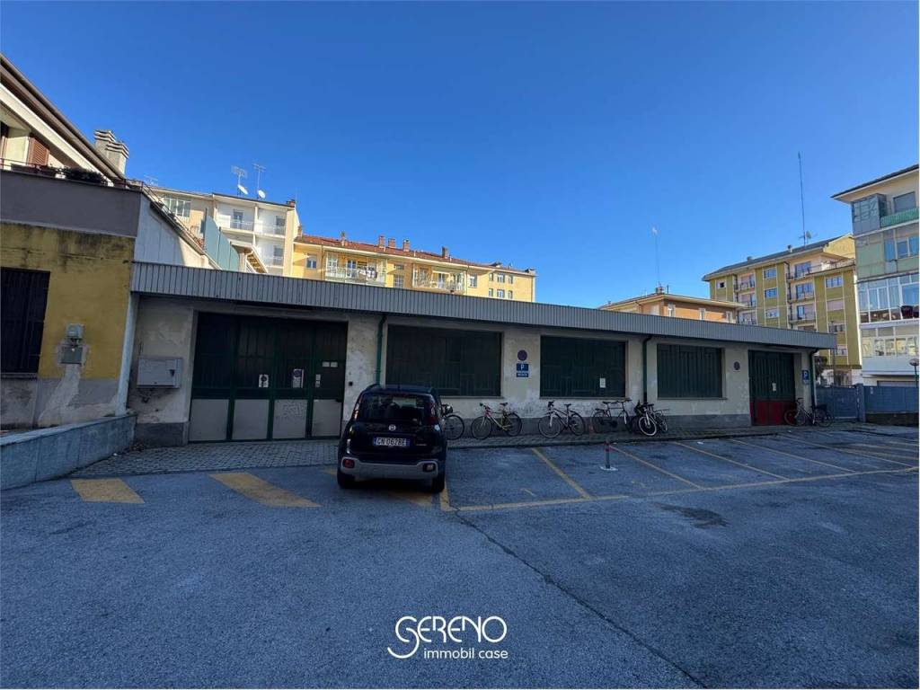 locale commerciale in affitto a Cuneo in zona Ospedale