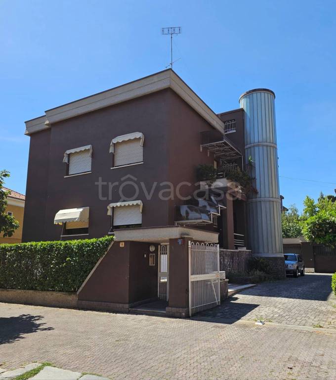appartamento in affitto a Cuneo in zona Viale degli Angeli
