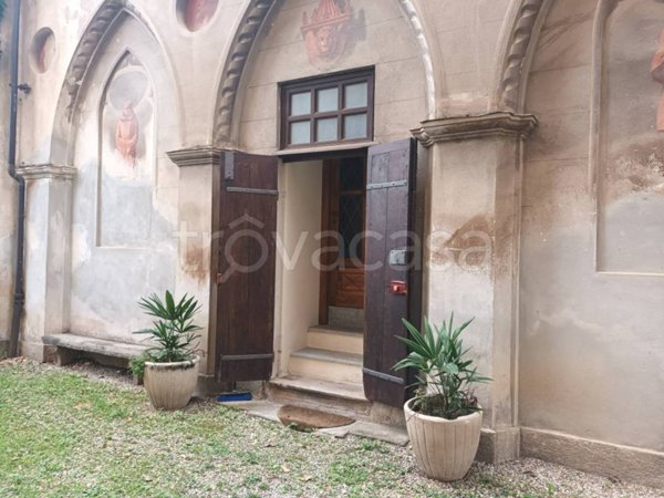 appartamento in affitto ad Envie in zona Occa
