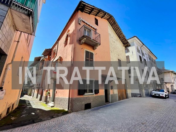casa indipendente in affitto a Farigliano