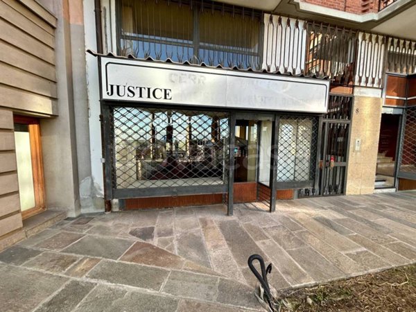 negozio in affitto a Fossano