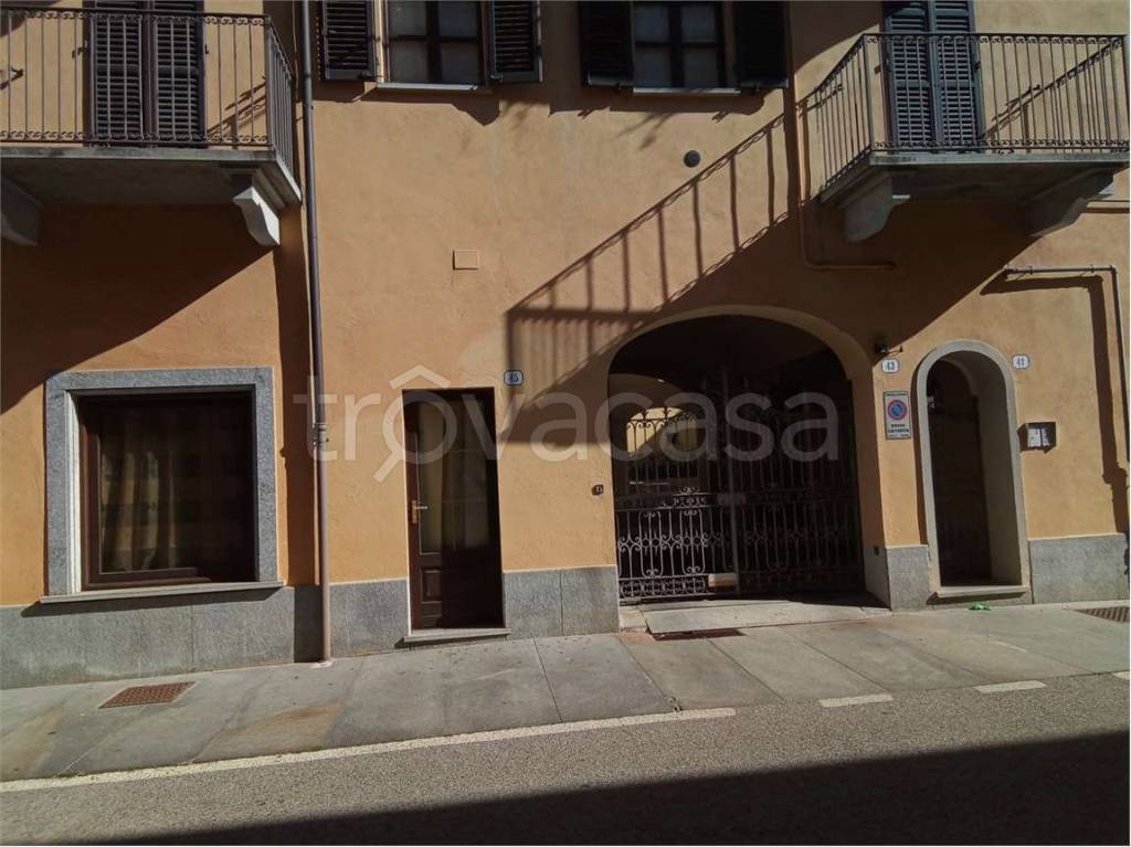 negozio in affitto a Fossano