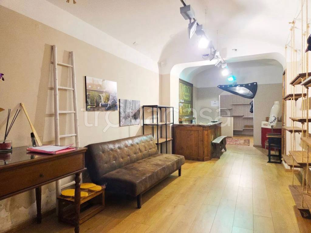 negozio in affitto a Fossano