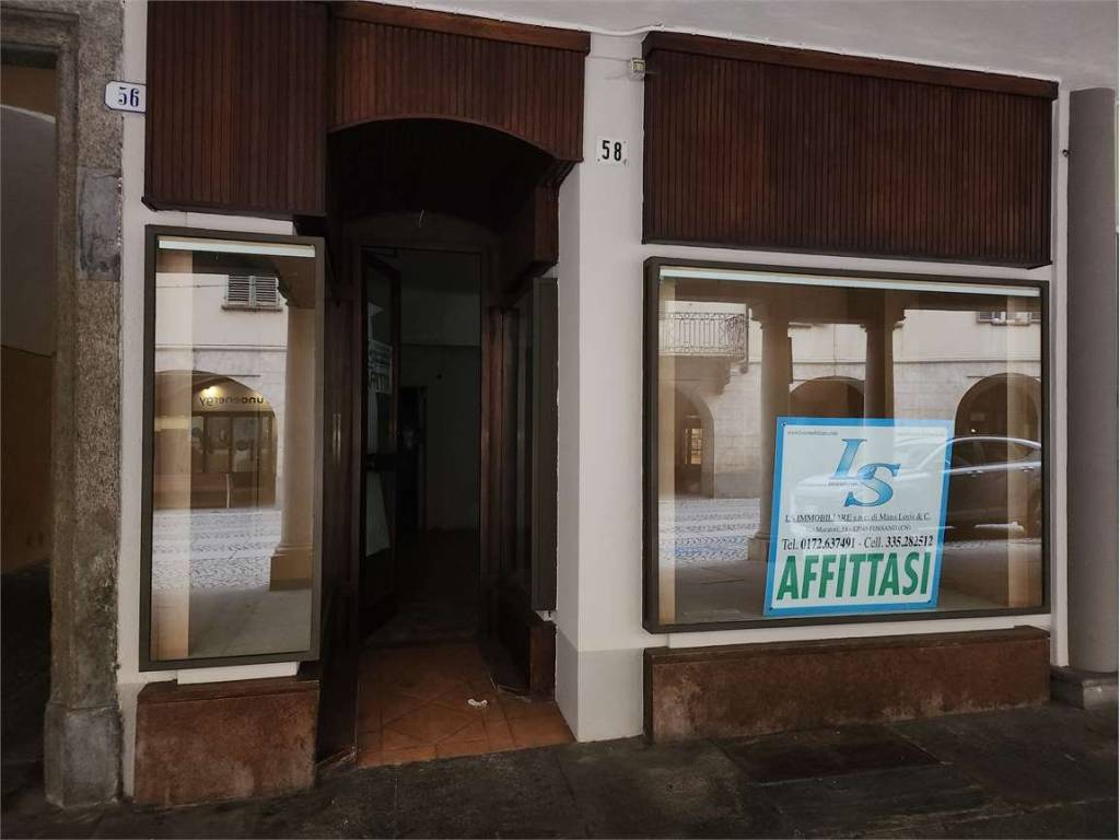 negozio in affitto a Fossano