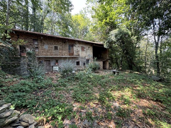 casa indipendente in affitto a Gambasca in zona Comba Nari