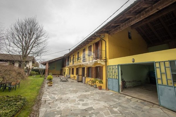 casa indipendente in vendita a Genola