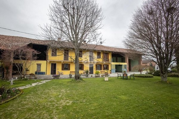casa indipendente in vendita a Genola