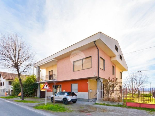 casa indipendente in vendita a Genola