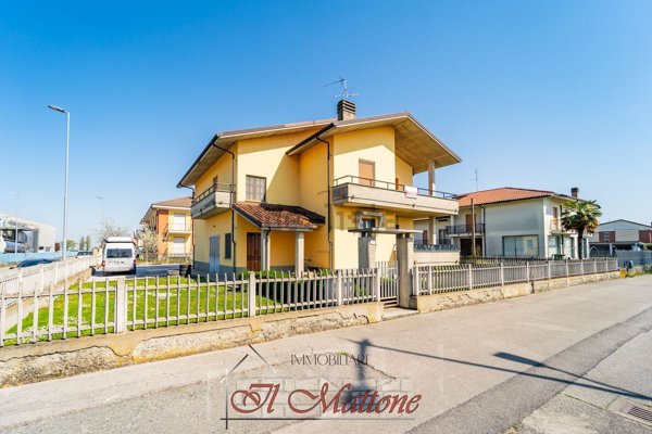 appartamento in vendita a Genola