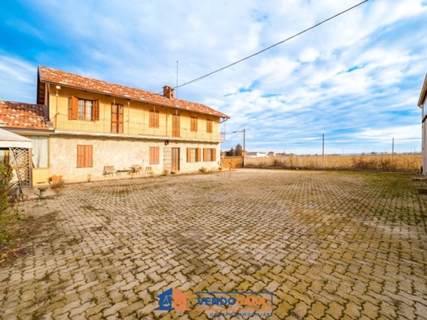 casa indipendente in vendita a Genola