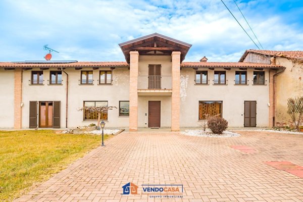 casa indipendente in vendita a Genola