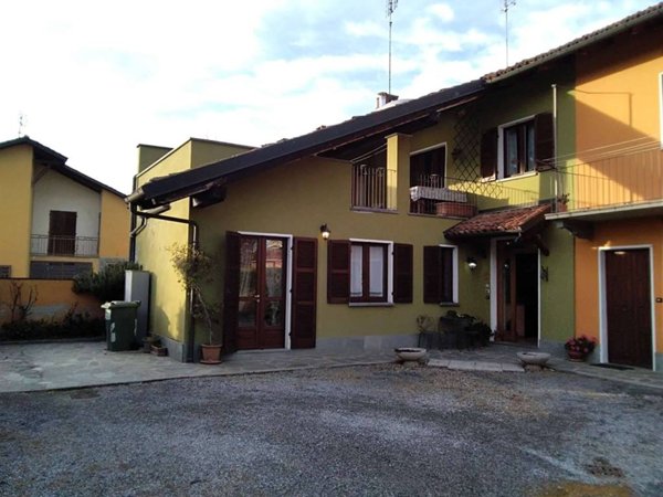 casa indipendente in vendita a Genola