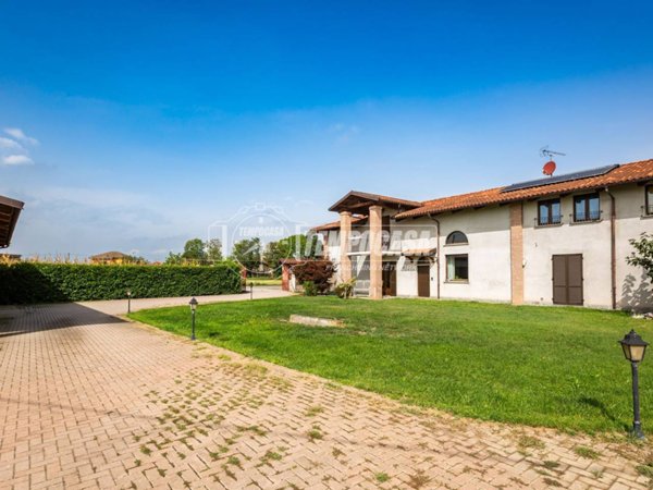 casa indipendente in vendita a Genola