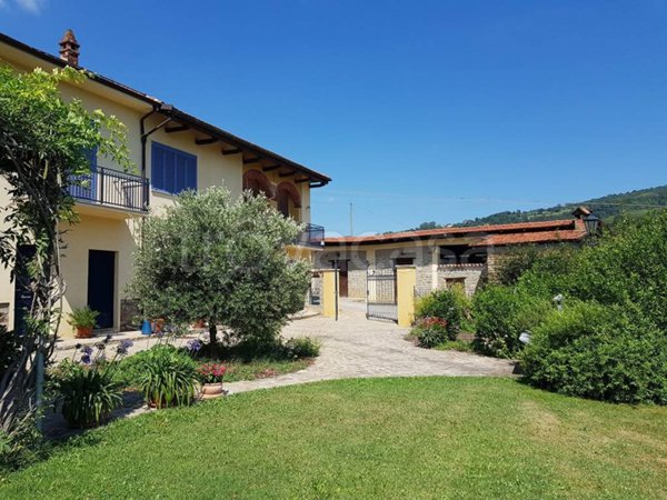 casa indipendente in vendita a Gorzegno
