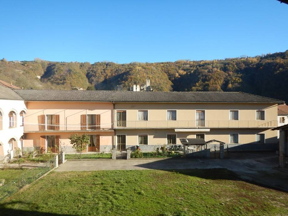 casa indipendente in vendita a Gorzegno