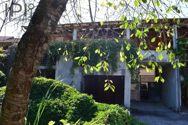 casa semindipendente in vendita a Gorzegno