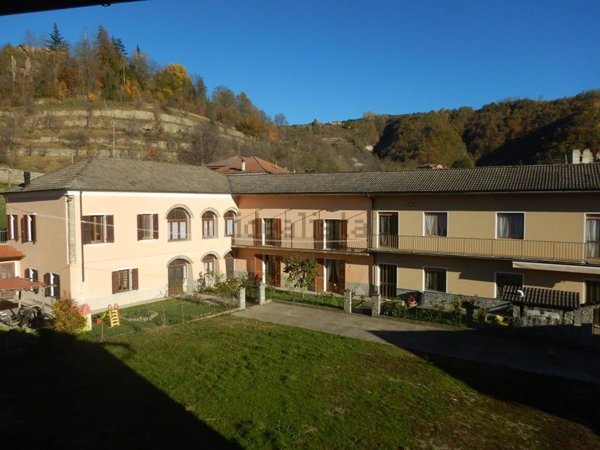 casa indipendente in vendita a Gorzegno