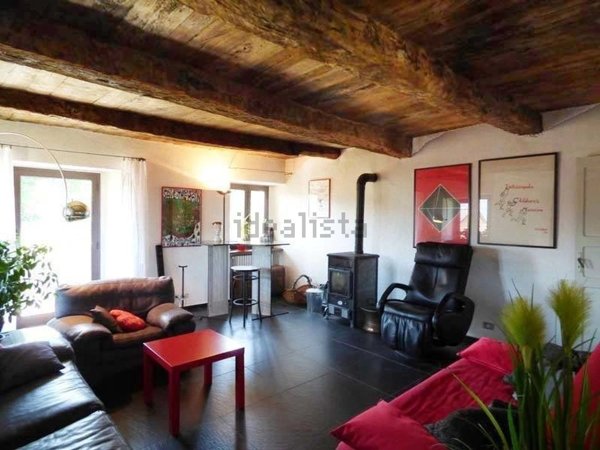 casa indipendente in vendita a Gorzegno