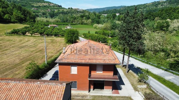 casa indipendente in vendita a Gorzegno