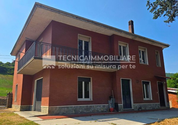 casa indipendente in vendita a Gorzegno in zona Pianelle