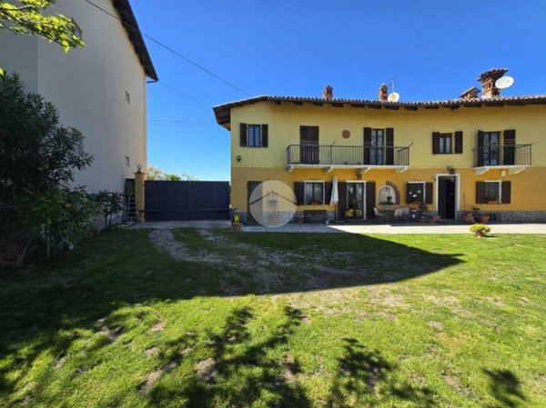 casa indipendente in vendita a Govone