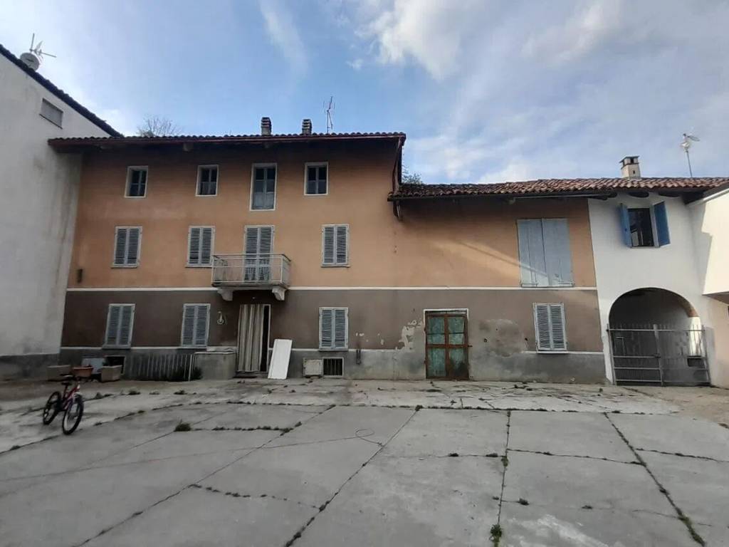 casa indipendente in vendita a Govone