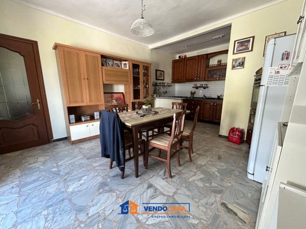 casa indipendente in vendita a Govone