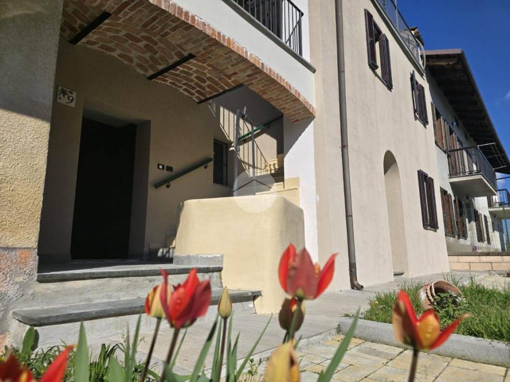 casa indipendente in vendita a Govone