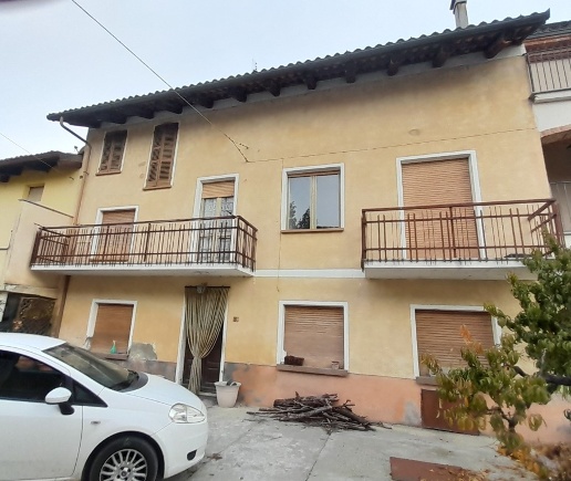 casa indipendente in vendita a Govone