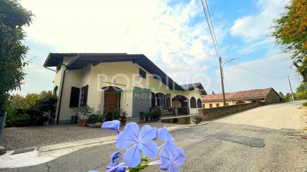 casa indipendente in vendita a Govone