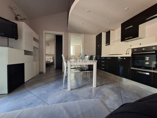 appartamento in vendita a Govone in zona Canove