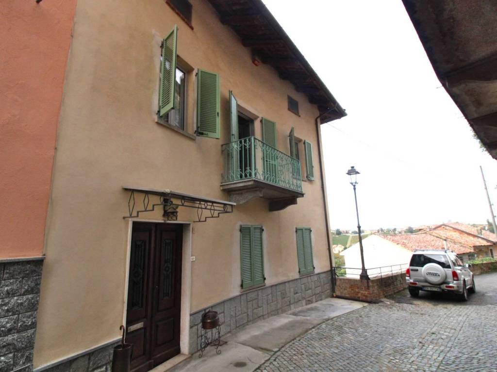 casa indipendente in vendita a Govone