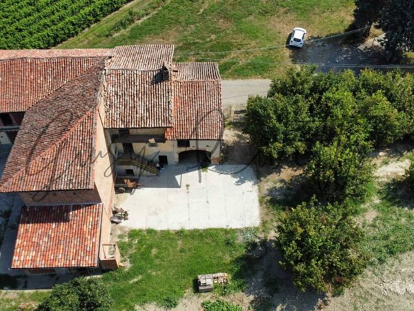 casa indipendente in vendita a Govone