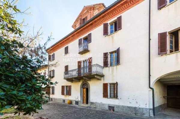 casa indipendente in vendita a Govone in zona Craviano