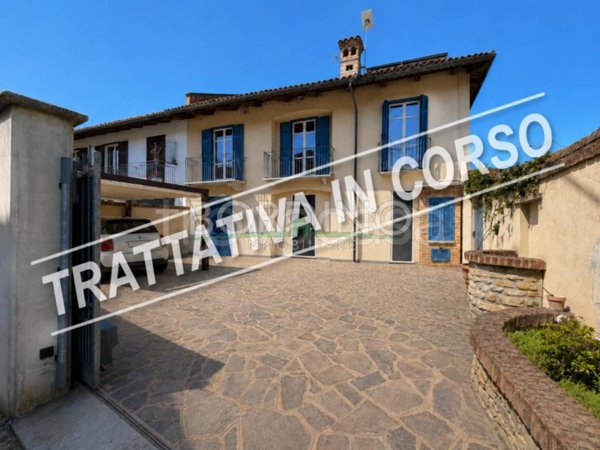 casa indipendente in vendita a Govone in zona San Pietro