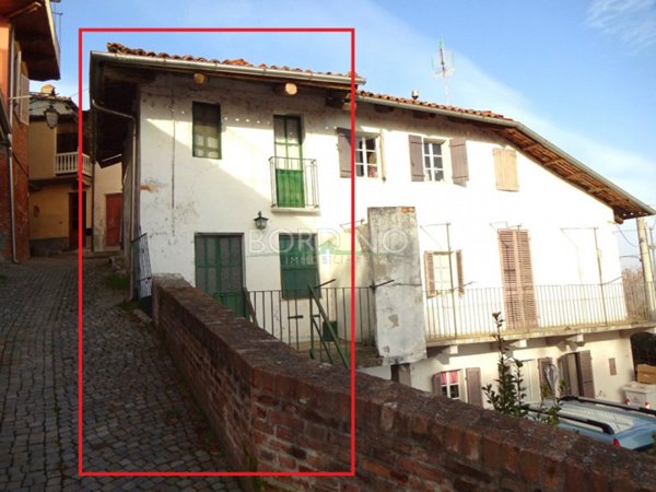 casa indipendente in vendita a Govone in zona Craviano
