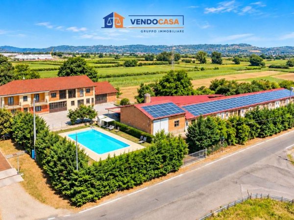casa indipendente in vendita a Govone