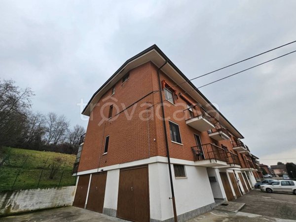 appartamento in vendita a Grinzane Cavour