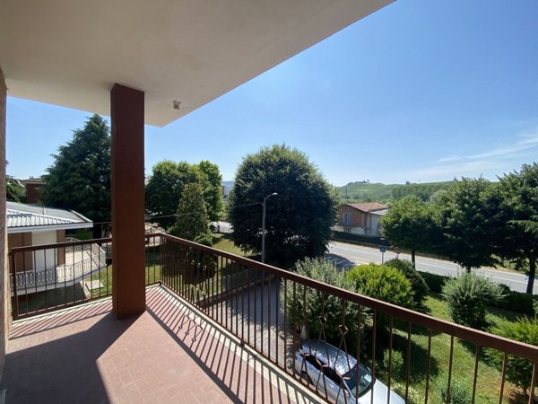 appartamento in vendita a Grinzane Cavour in zona Gallo