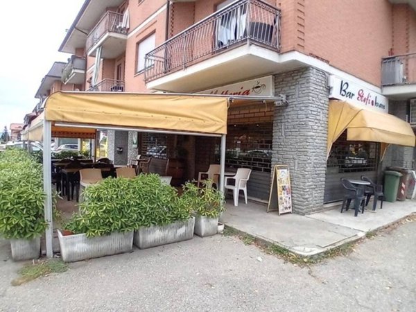 negozio in vendita a Grinzane Cavour in zona Gallo