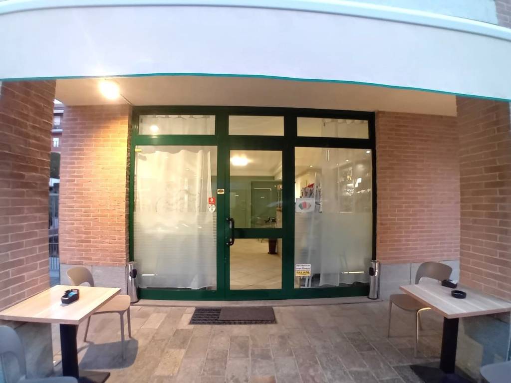 negozio in vendita a Grinzane Cavour in zona Gallo