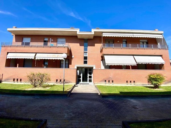 appartamento in vendita a Grinzane Cavour in zona Gallo