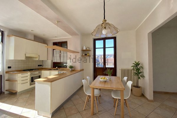 casa indipendente in vendita a Grinzane Cavour