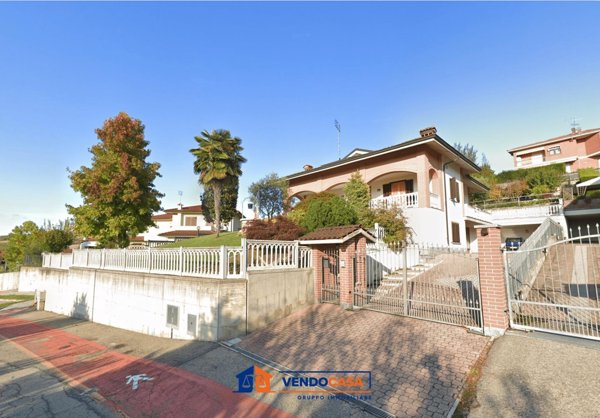 casa indipendente in vendita a Guarene