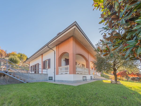 casa indipendente in vendita a Guarene