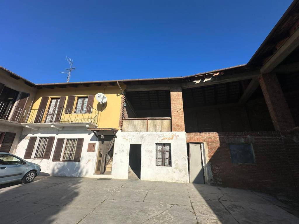 casa indipendente in vendita a Guarene