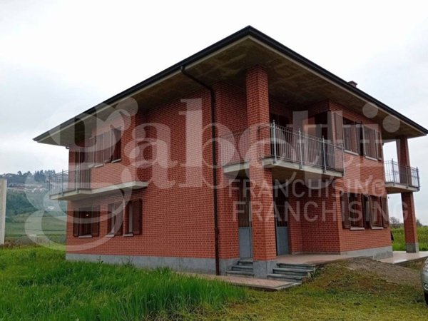 casa indipendente in vendita a Guarene