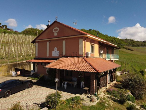 casa indipendente in vendita a Guarene